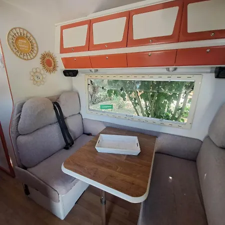 Camping Car A 3 Minutes Du Parc Pairi Daiza Brugelette