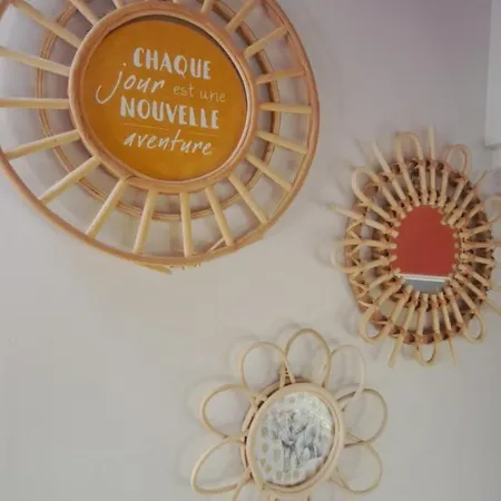 Camping Car A 3 Minutes Du Parc Pairi Daiza Parque de Campismo *